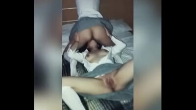 Alumnas Latinas Follando en un Motel! Hacen un VIDEO Amateur!