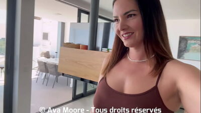 Salope française accro au sexe s’empale sur une énorme bite et la fait gicler dans sa bouche ! Elle avale tout le sperme