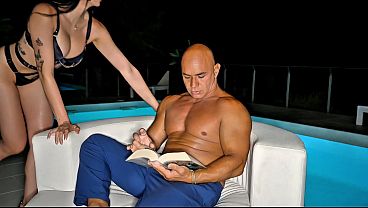 Yenifer Chacon wanted to play with my huge dick and I ended up destroying her asshole